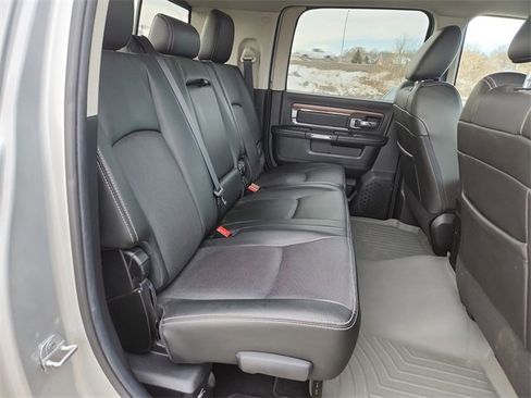 Used 2014 RAM 2500 Laramie w/ Convenience Group image 25