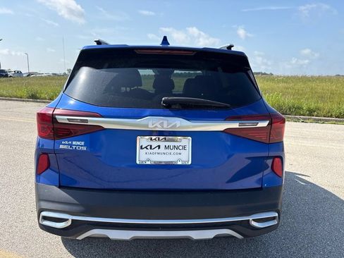 Used 2022 Kia Seltos S AWD/4WD image 12