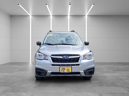 Used 2018 Subaru Forester 2.5i w/ Alloy Wheel Package AWD/4WD image 3