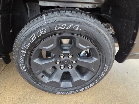 New 2026 RAM 1500 Express AWD/4WD image 34