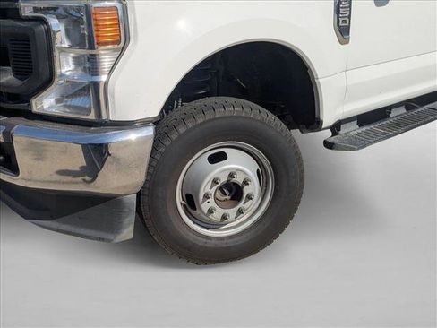 Used 2021 Ford F350 XL w/ Power Equipment Group image 20