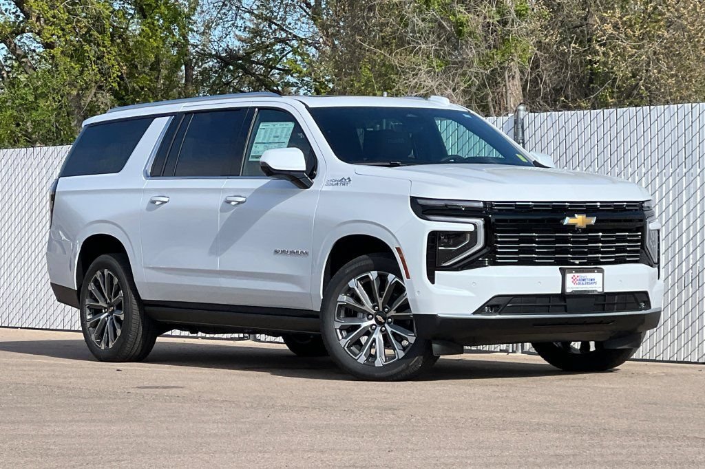New 2026 Chevrolet Suburban High Country AWD/4WD image 2