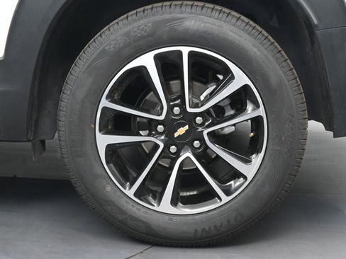 Used 2025 Chevrolet TrailBlazer LT image 18