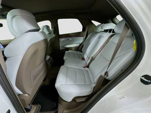 New 2026 Genesis GV70 2.5T Advanced image 17