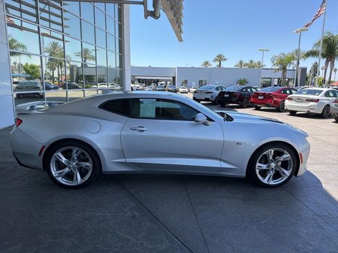 Used 2016 Chevrolet Camaro SS RWD image 3