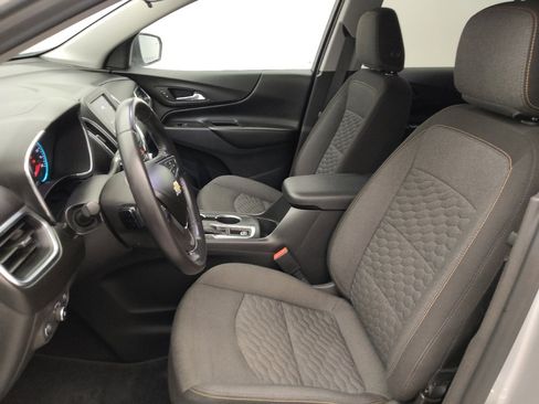 Used 2021 Chevrolet Equinox LT FWD image 17