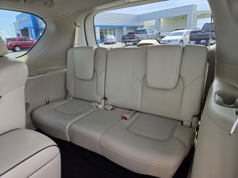 Used 2018 INFINITI QX80 2WD w/ Driver Assistance Package image 36
