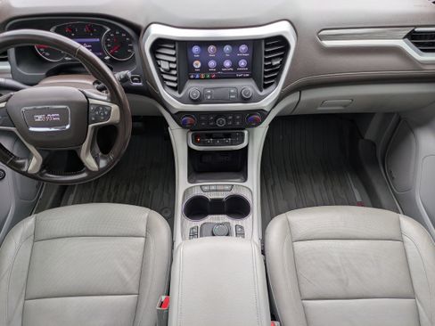 Used 2020 GMC Acadia SLT w/ LPO, Floor Liner Package image 11