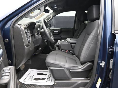 Used 2021 Chevrolet Silverado 1500 Custom w/ LPO, Dark Essentials Package AWD/4WD image 9
