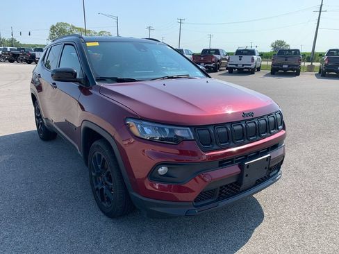 Used 2022 Jeep Compass Latitude w/ Convenience Group AWD/4WD image 14