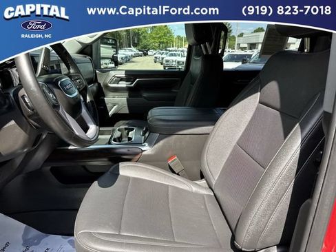 Used 2025 GMC Sierra 2500 SLT w/ SLT Premium Package AWD/4WD image 19