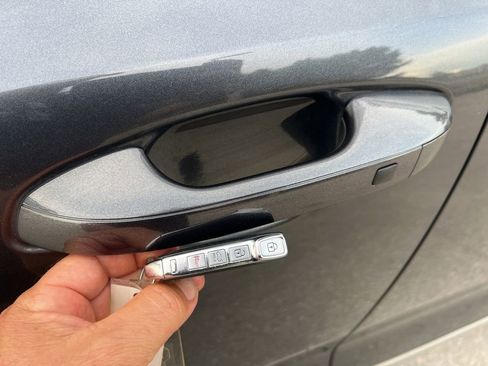 Used 2021 Kia Telluride EX w/ EX Premium Package image 26