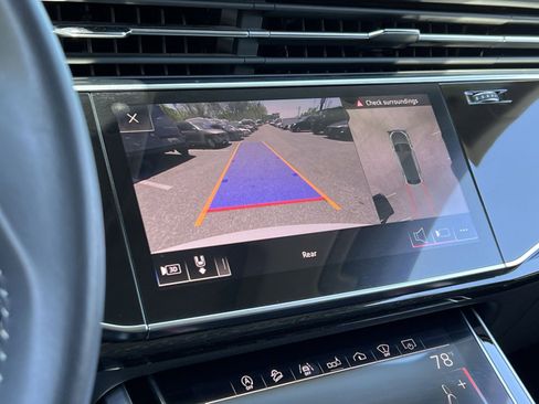Used 2019 Audi Q8 Prestige AWD/4WD image 24