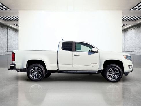 Used 2016 Chevrolet Colorado W/T w/ WT Convenience Package RWD image 5