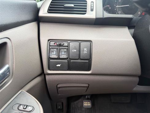 Used 2016 Honda Odyssey EX-L image 33
