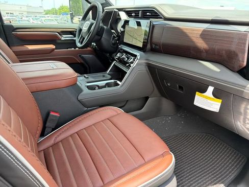 New 2026 GMC Sierra 2500 Denali Ultimate AWD/4WD image 22