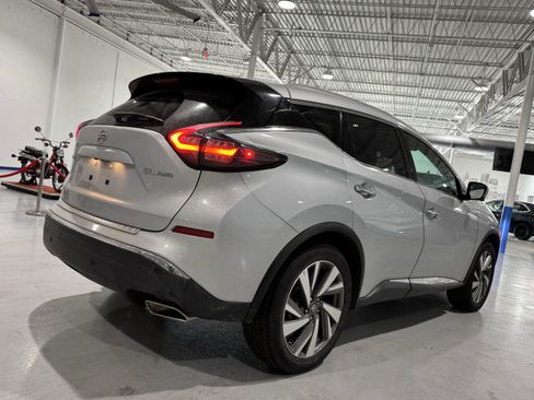 Used 2020 Nissan Murano SL w/ Moonroof Package image 16