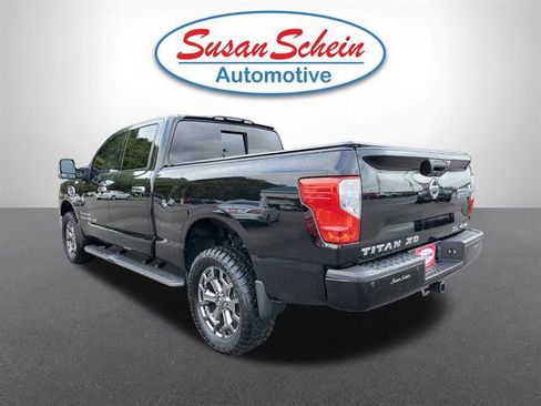 Used 2017 Nissan Titan SL w/ Texas Titan Edition image 27