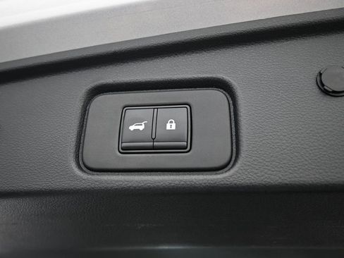 Used 2023 Nissan Pathfinder Platinum image 55