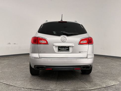 Used 2016 Buick Enclave Leather image 9
