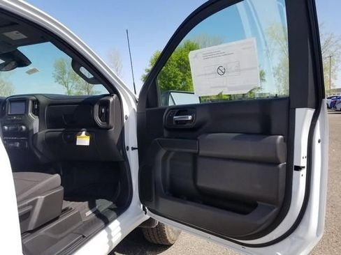 New 2025 GMC Sierra 2500 Pro AWD/4WD image 14