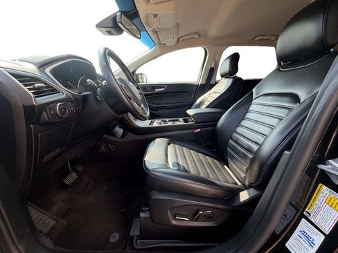 Used 2019 Ford Edge SEL w/ Equipment Group 201A AWD/4WD image 6