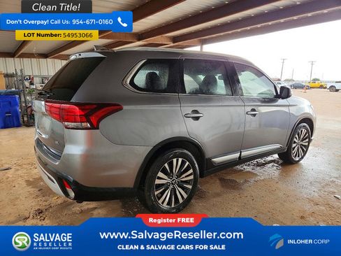 Used 2020 Mitsubishi Outlander FWD image 4
