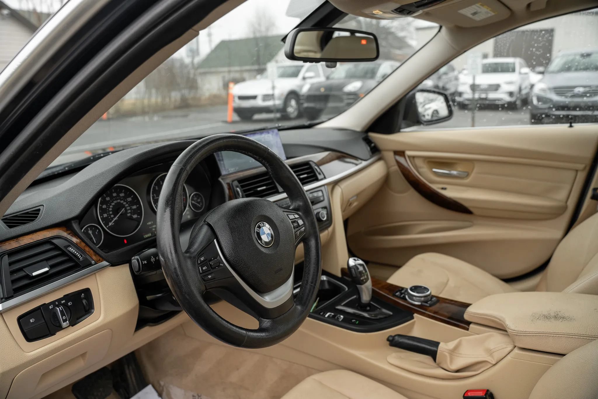 Used 2015 BMW 328i xDrive Sedan AWD/4WD image 6