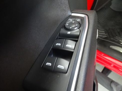 Used 2022 Chevrolet Silverado 1500 LT Trail Boss w/ LT Trail Boss Premium Package AWD/4WD image 10
