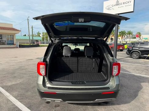 Used 2020 Ford Explorer XLT w/ Equipment Group 202A RWD image 27