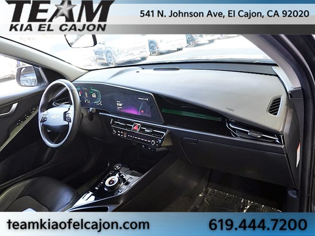 Certified 2025 Kia Niro EX FWD image 11