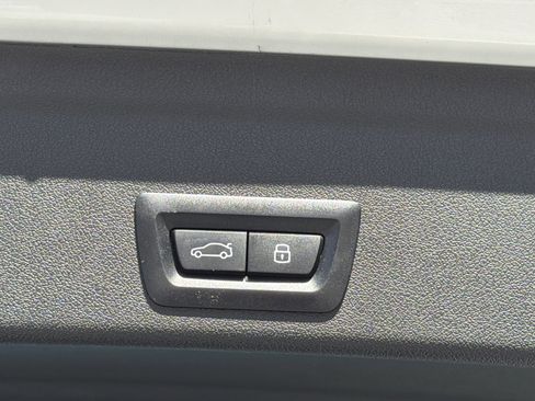 Used 2026 BMW X6 M60i image 21