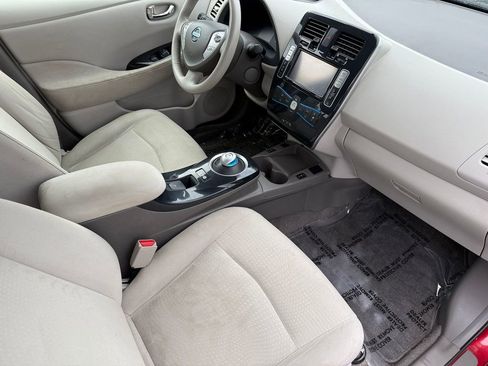 Used 2012 Nissan Leaf SL image 22