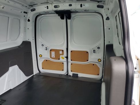 Used 2022 Ford Transit Connect XLT image 15