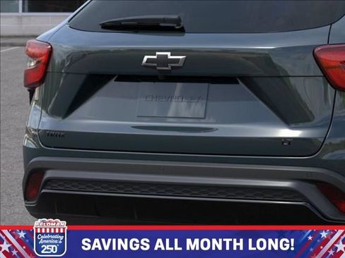 New 2026 Chevrolet Trax LT w/ Driver Confidence Package FWD image 14