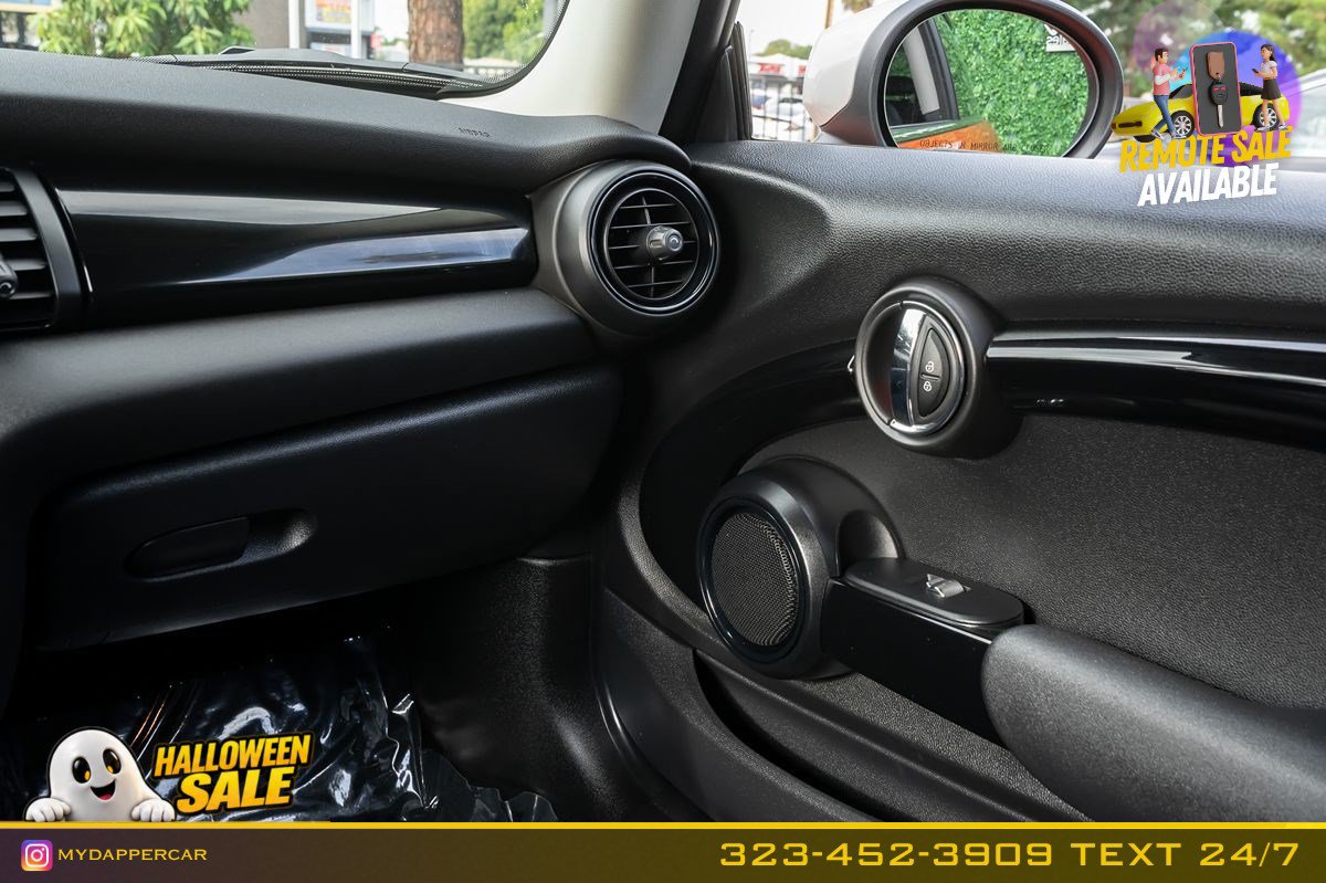 Used 2021 MINI Cooper 2-Door Hardtop w/ 6.5" Touchscreen Package FWD image 20