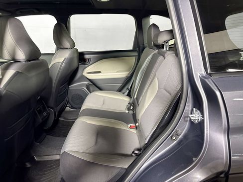 Certified 2025 Subaru Forester Premium AWD/4WD image 21