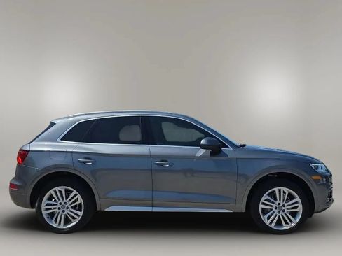 Used 2018 Audi Q5 Prestige w/ Prestige Package AWD/4WD image 9