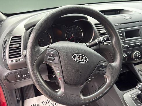 Used 2016 Kia Forte LX image 14