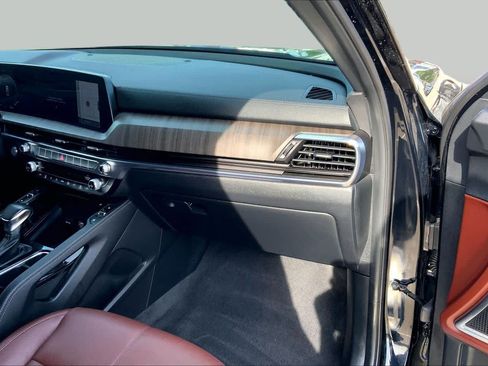 Used 2025 Kia Telluride SX FWD image 19