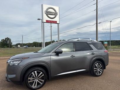 New 2025 Nissan Pathfinder Platinum