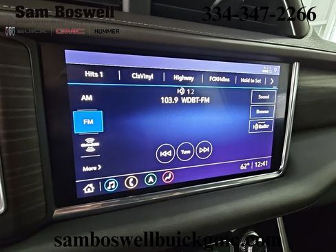 Used 2021 GMC Yukon Denali w/ Denali Premium Package image 14