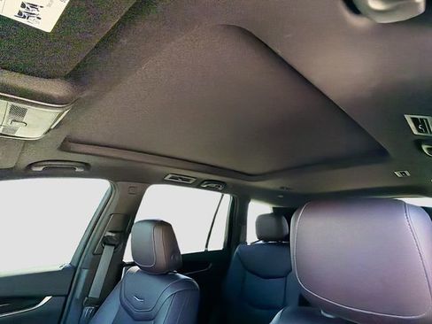 Used 2024 Cadillac XT6 Premium Luxury w/ Technology Package AWD/4WD image 29