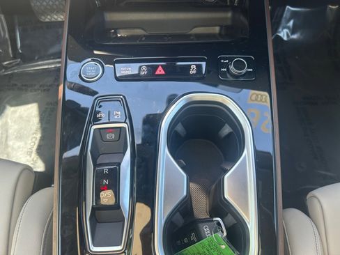 Certified 2026 Audi A6 Premium Plus w/ Premium Plus Package AWD/4WD image 20