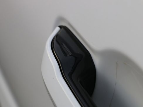 Used 2024 Toyota Tacoma SR5 image 15