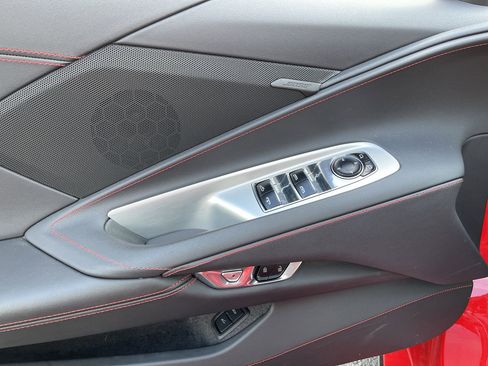 Used 2021 Chevrolet Corvette 1LT w/ Chrome Exterior Badge Package image 21