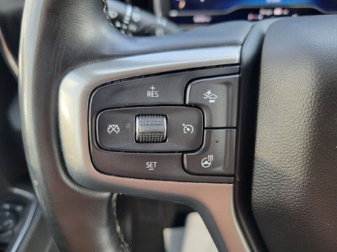 Used 2025 Chevrolet Silverado 1500 LT RWD image 19