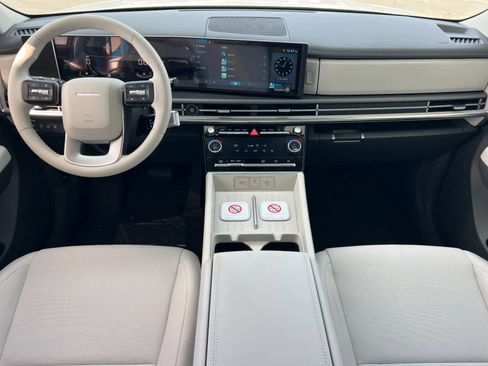 New 2026 Hyundai Santa Fe SE FWD image 3