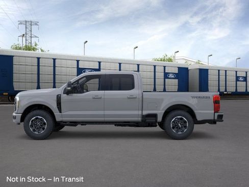 New 2026 Ford F250 XLT w/ XLT Premium Package AWD/4WD image 3