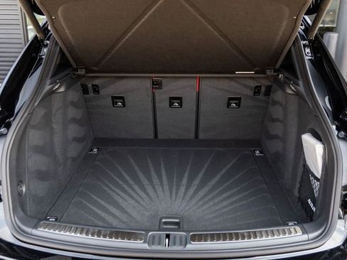 New 2025 Porsche Macan image 85